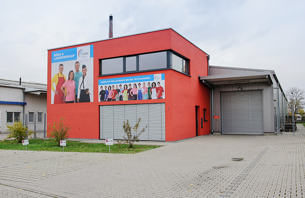 Beschilderung Firmengebäude FaPak in Malsch 